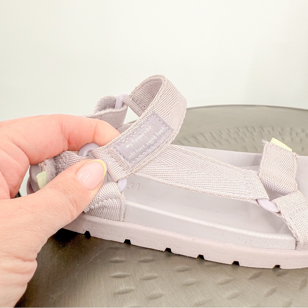 Zara Purple Sandals with Adjustable Straps and Velcro Closure - Picture 6 of 7
